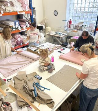 #photoofday tuším, že brzy budem nafukovat i střižnu🫠 #elinkasefka #milujemto #sitickopromiminka