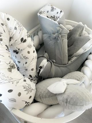 Má první autorská látka, která před 6 roky odstartovala absolutní výrobu výhradně originálních výbaviček pod značkou Si...